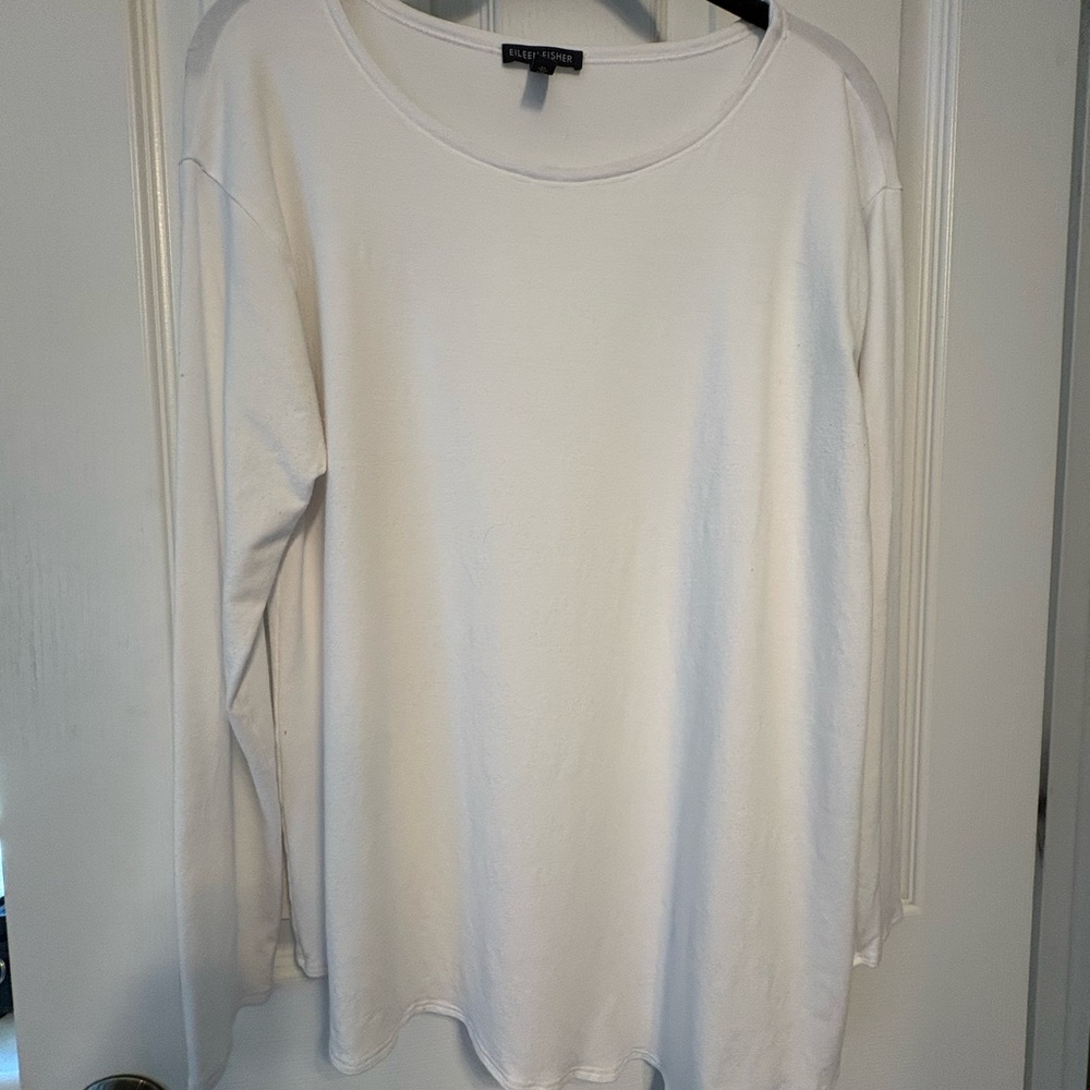 Eileen Fisher white viscose jersey long sleeve top. Size M